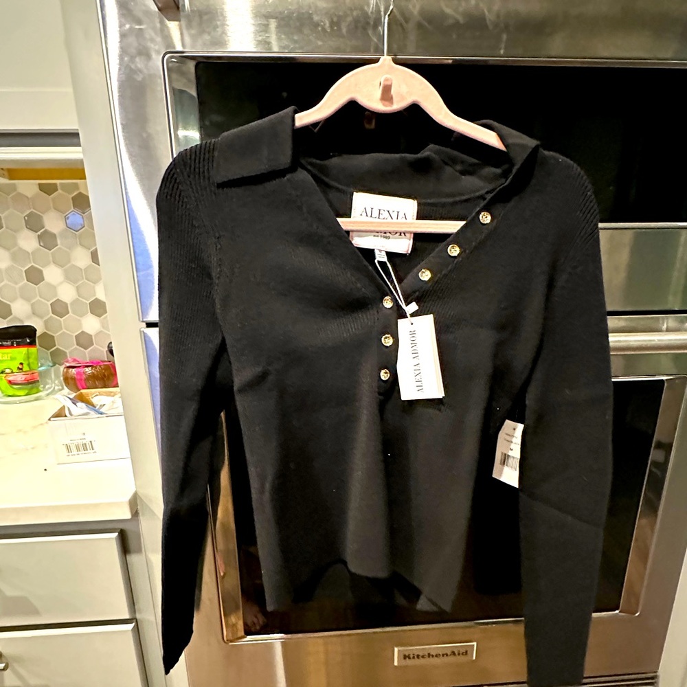 Alexia Admor Long Sleeve Sweater Medium